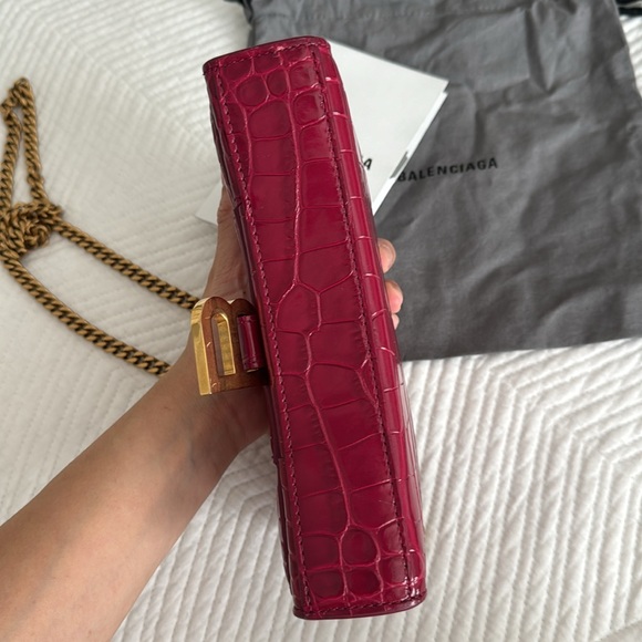 Balenciaga hourglass wallet on chain crocodile red handbag - Picture 8 of 12
